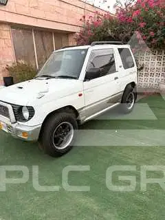 1996 Mitsubishi PAJARO