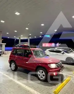 2001 Mitsubishi PAJARO