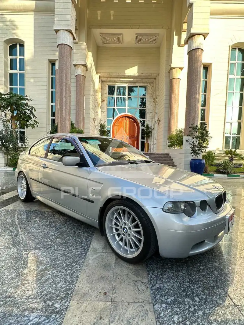 2004 BMW 320
