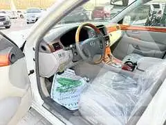 2004 Lexus LS
