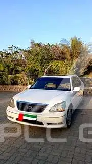 2004 Lexus LS