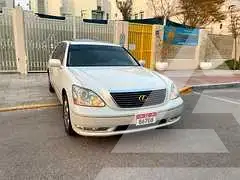 2004 Lexus LS