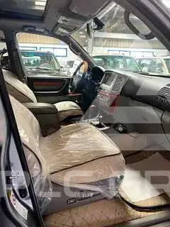 2005 Lexus LX