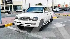 2005 Lexus LX