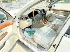 2005 Lexus LS