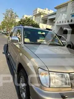 2005 Toyota LAND CRUISER