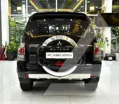 2009 Mitsubishi PAJARO