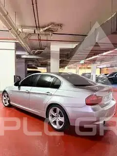 2009 BMW 320