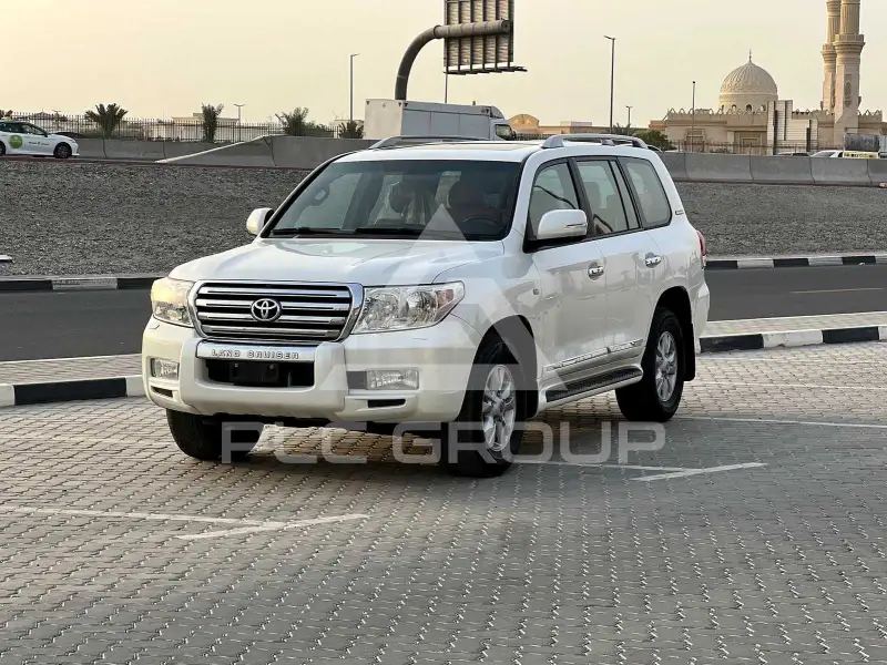 2011 Toyota LAND CRUISER