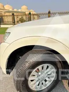2012 Mitsubishi PAJARO
