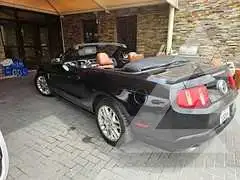 2012 Ford MUSTANG