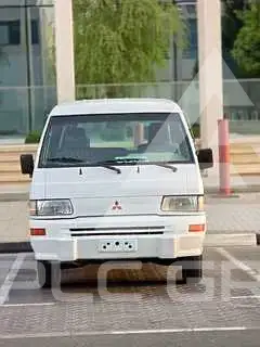 2013 Mitsubishi L300