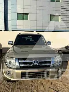2013 Mitsubishi PAJARO