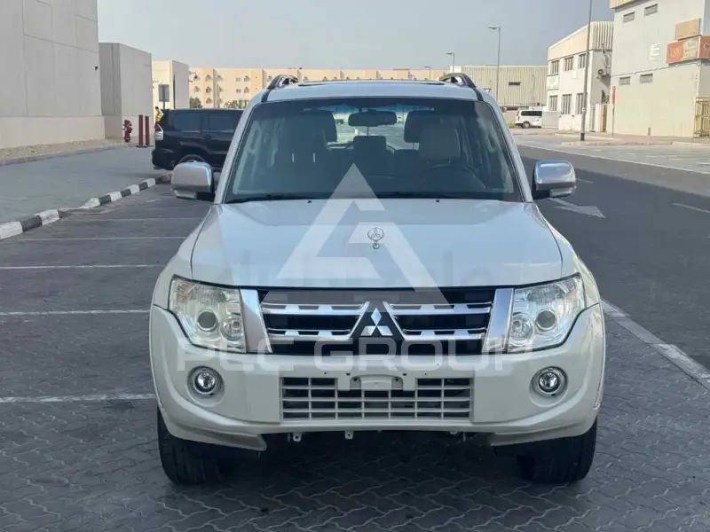 2013 Mitsubishi PAJARO