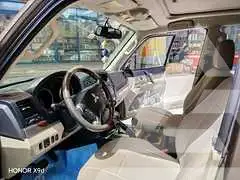 2013 Mitsubishi PAJARO
