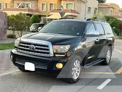 2013 Toyota SEQUOIA