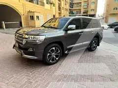 2013 Toyota LAND CRUISER