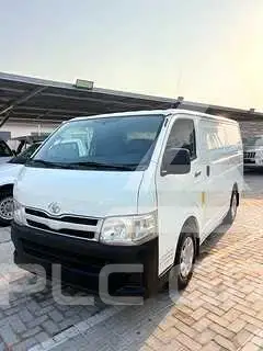 2013 Toyota Hiace