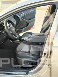 2013 KIA Cadenza