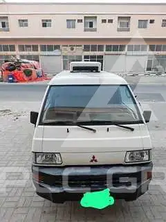 2014 Mitsubishi L300
