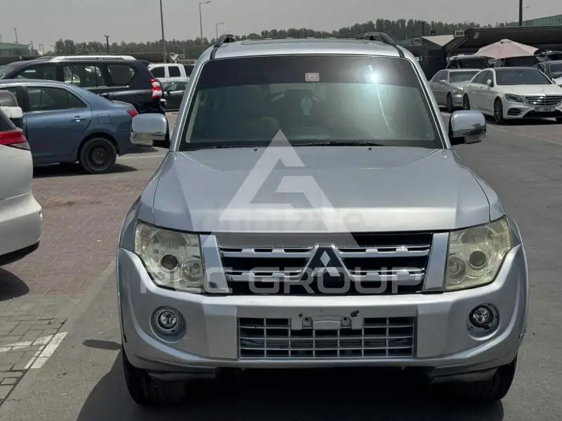 2014 Mitsubishi PAJARO