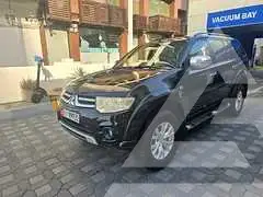 2014 Mitsubishi PAJARO