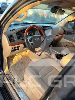 2014 Toyota LAND CRUISER