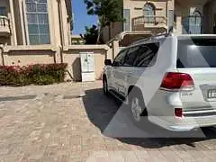2014 Toyota LAND CRUISER