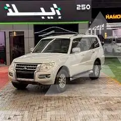 2015 Mitsubishi PAJARO