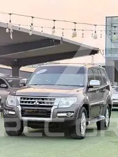2015 Mitsubishi PAJARO