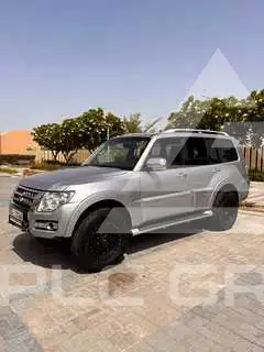 2015 Mitsubishi PAJARO