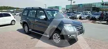 2015 Mitsubishi PAJARO