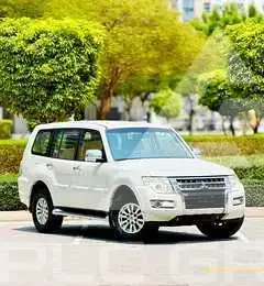 2015 Mitsubishi PAJARO
