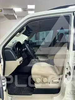 2015 Mitsubishi PAJARO