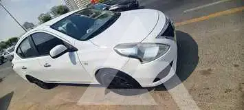 2015 Nissan Sunny