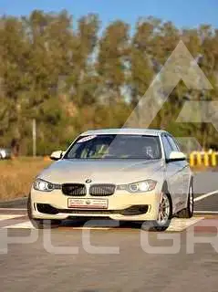 2015 BMW 320