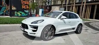 2015 Porsche MACAN