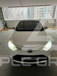 2015 Toyota YARIS