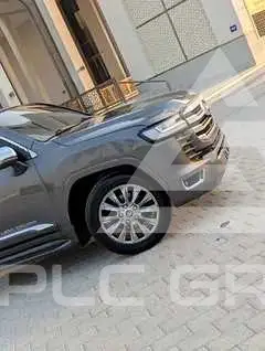 2015 Toyota LAND CRUISER