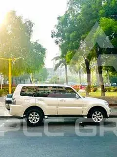 2016 Mitsubishi PAJARO