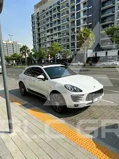 2016 Porsche MACAN