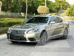 2016 Lexus LS