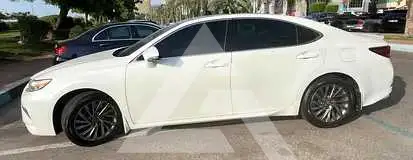 2016 Lexus ES