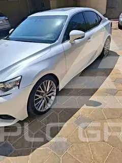2016 Lexus IS