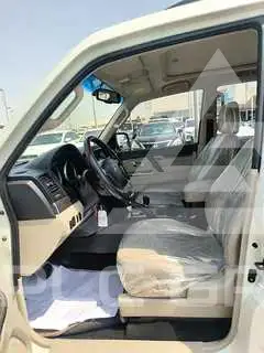 2017 Mitsubishi PAJARO