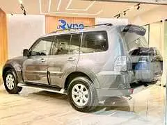 2017 Mitsubishi PAJARO