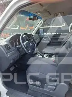2017 Mitsubishi PAJARO
