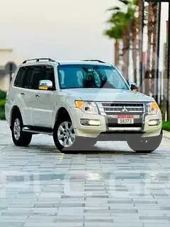 2017 Mitsubishi PAJARO