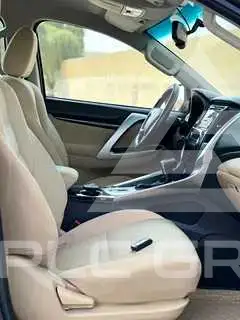 2017 Mitsubishi MONTERO