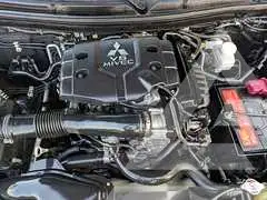 2017 Mitsubishi MONTERO